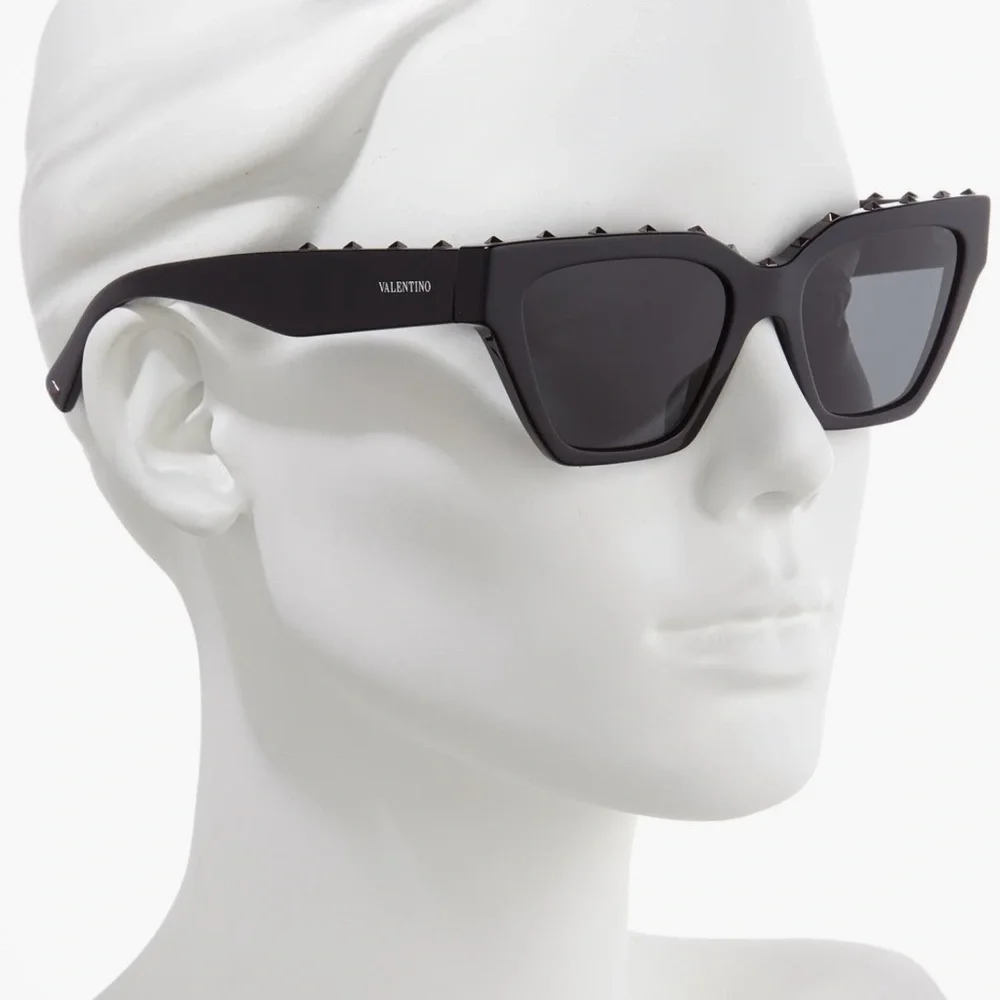 Valentino 53mm Rockstud Cat Eye Sunglasses in Black New - Picture 3 of 12